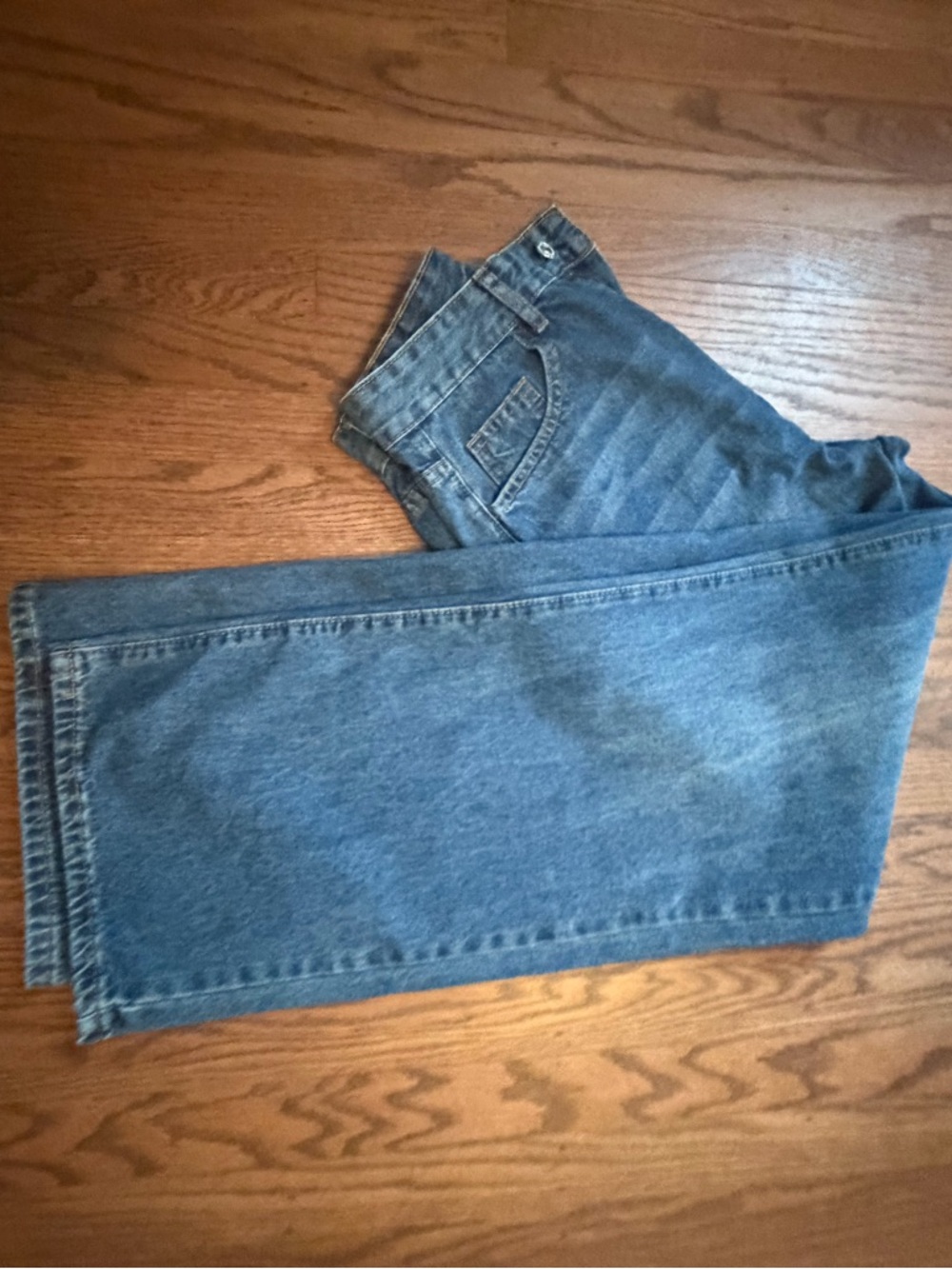 Women's Blue Wide Leg Jeans - Classic Flare Fit